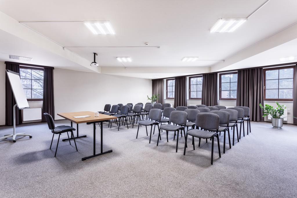 Hotel Modrzewiowy Dwor Γκλίβιτσε Εξωτερικό φωτογραφία