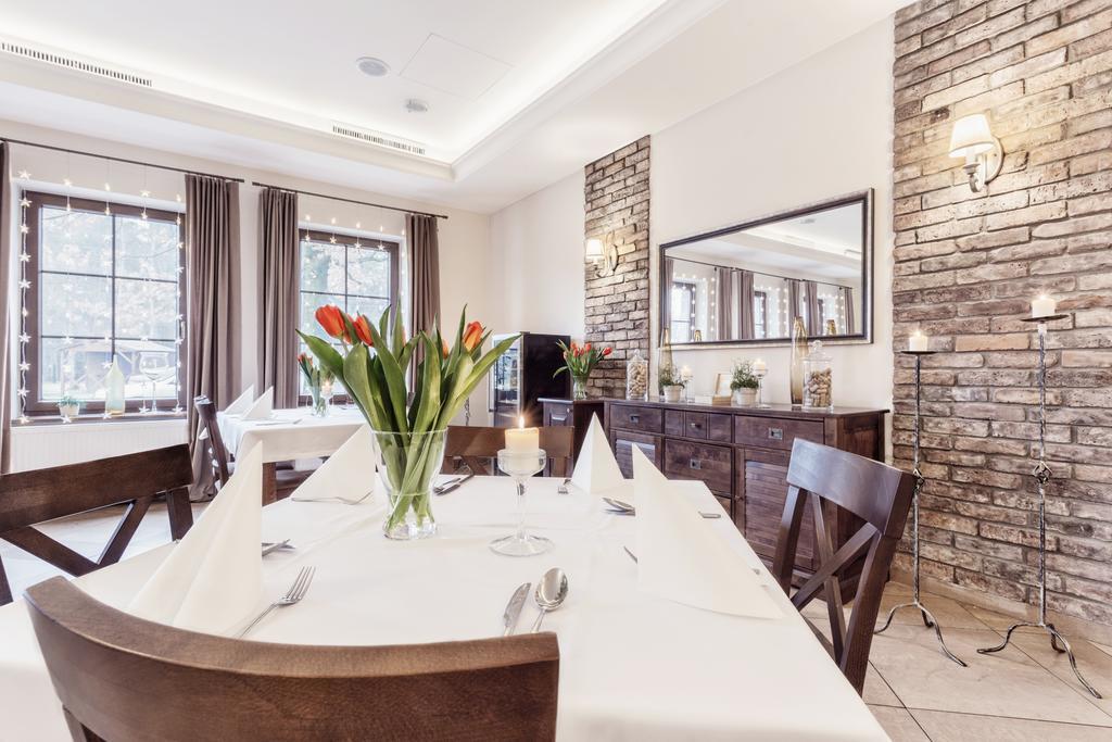 Hotel Modrzewiowy Dwor Γκλίβιτσε Εξωτερικό φωτογραφία